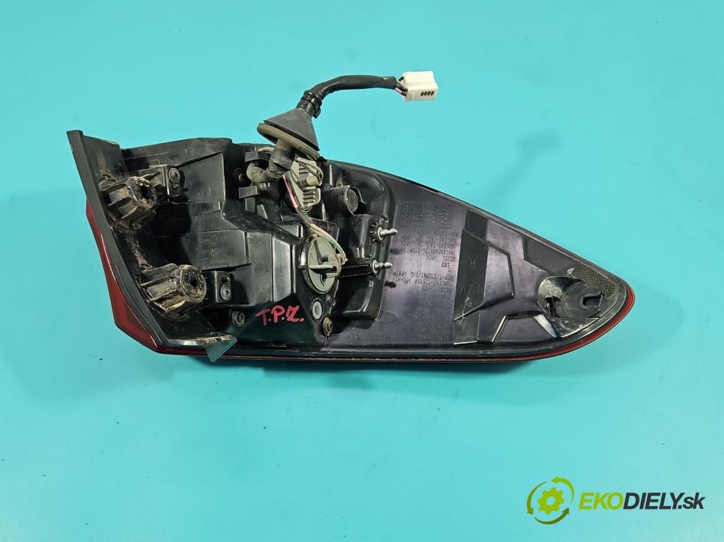 Hyundai I30 III 2016- 1.6 crdi 116 hp manual 85 kW 1598 cm3 5- světlo zadní pravé 92402G4200 (Klika dveří ostatní)