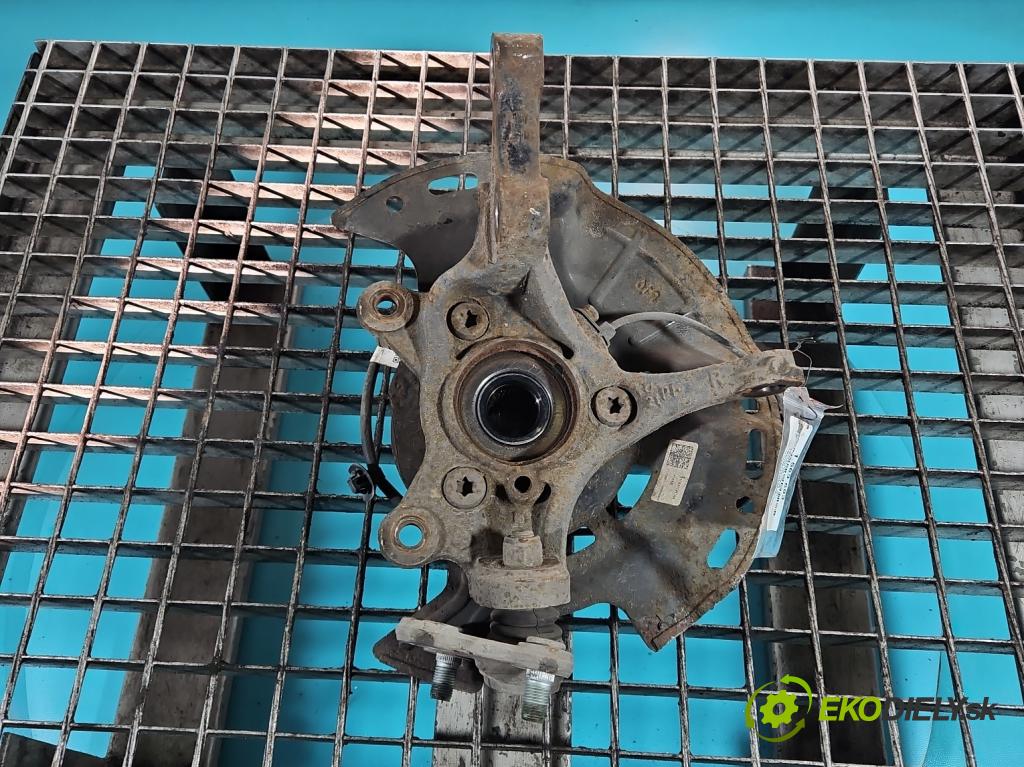 Hyundai I30 III 2016- 1.6 crdi 116 hp manual 85 kW 1598 cm3 5- náboj pravé  (Náboj kola)