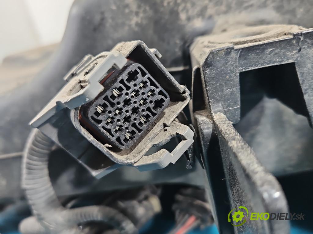 Hyundai I30 III 2016- 1.6 crdi 116 HP manual 85 kW 1598 cm3 5- Nádrž: AdBlue: 31510-G9000