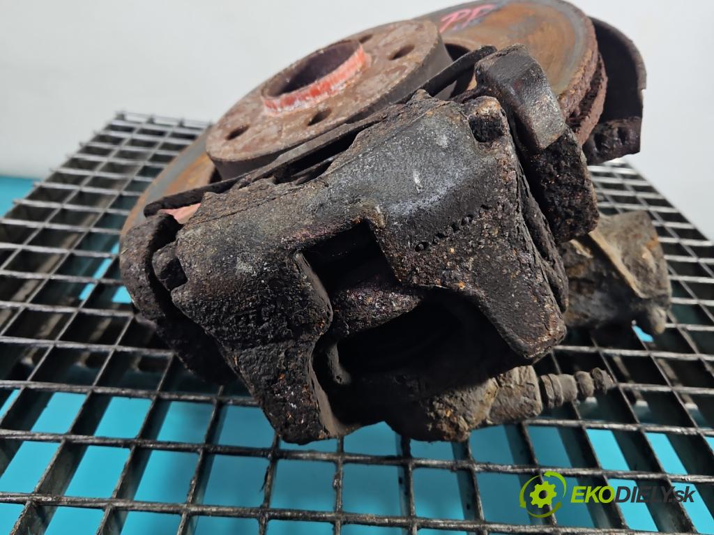 Volvo V70 III 2007-2016 2.0 16V 145 hp manual 107 kW 1999 cm3 5- brzdič přední pravý  (Klika dveří ostatní)