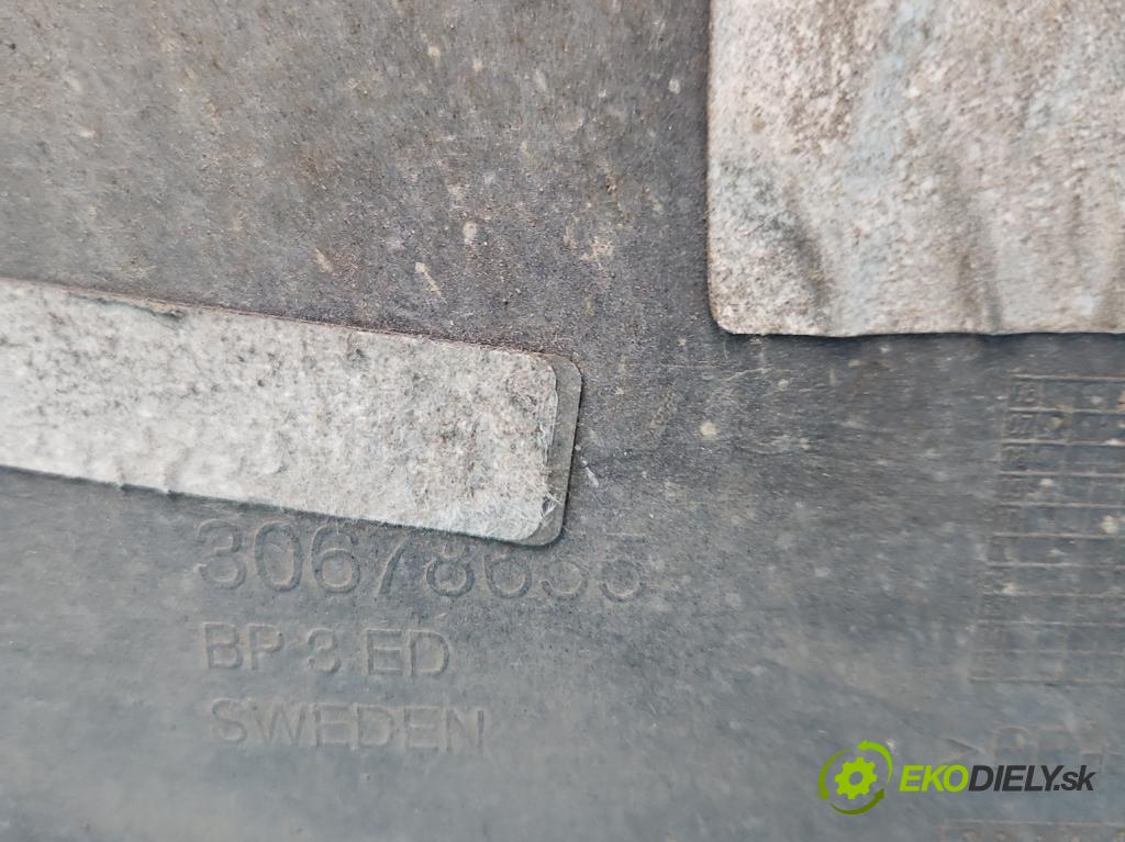 Volvo V70 III 2007-2016 2.0 16V 145 hp manual 107 kW 1999 cm3 5- nárazník zadní 30678655 (Klika dveří ostatní)