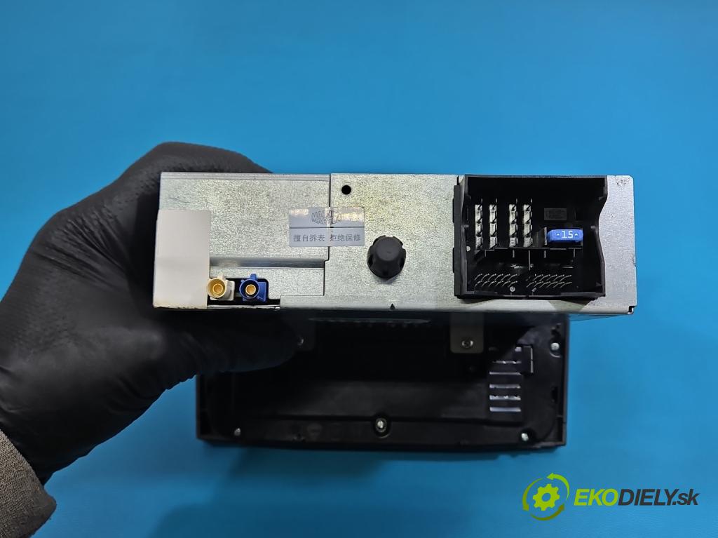 Fiat Bravo II 2007-2014 1.4 T 120 HP manual 88 kW 1368 cm3 5- Radio originál 735498080