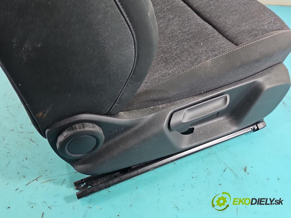 Skoda Superb IV 2023- 2.0 TDI 150 HP automatic 110 kW 1968 cm3 5- Sedačka pravý  (Sedadlo)