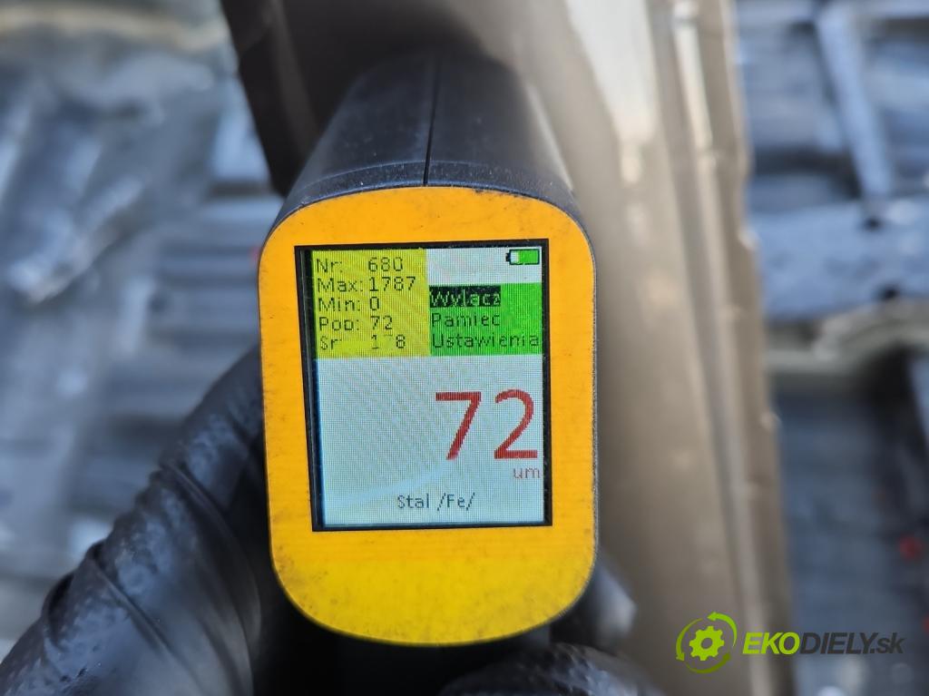 Toyota Rav4 IV 2013-2018 2.0 D4D 124hp manual 91 kW 1998 cm3 5- Práh: pravý  (Karoséria ostatné)