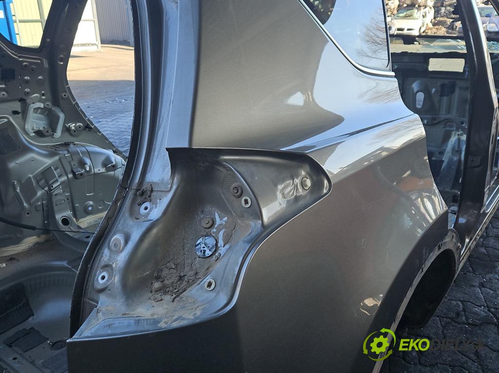 Toyota Rav4 IV 2013-2018 2.0 D4D 124hp manual 91 kW 1998 cm3 5- blatník zadné pravý