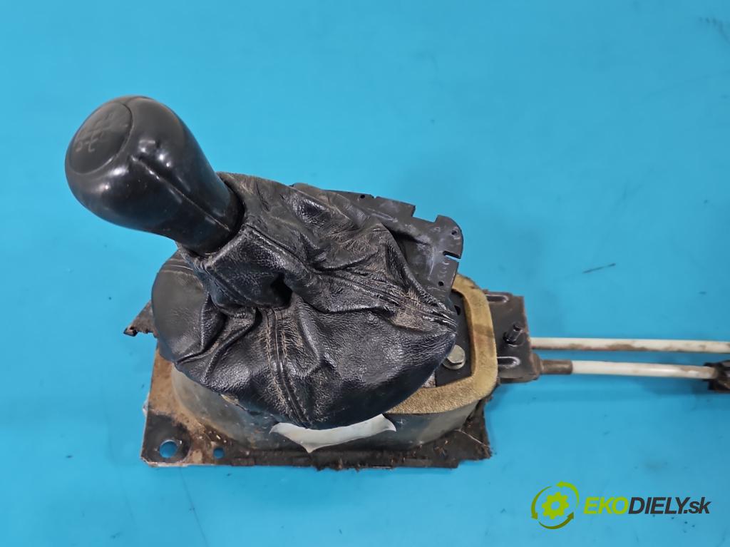 Vw Passat B4 1993-1997 1.9 tdi 90 HP manual 66 kW 1896 cm3 5- Páka: Změny: stupeň,rýchlosť 3A0711265 (Rýchlostná páka (kulisa))