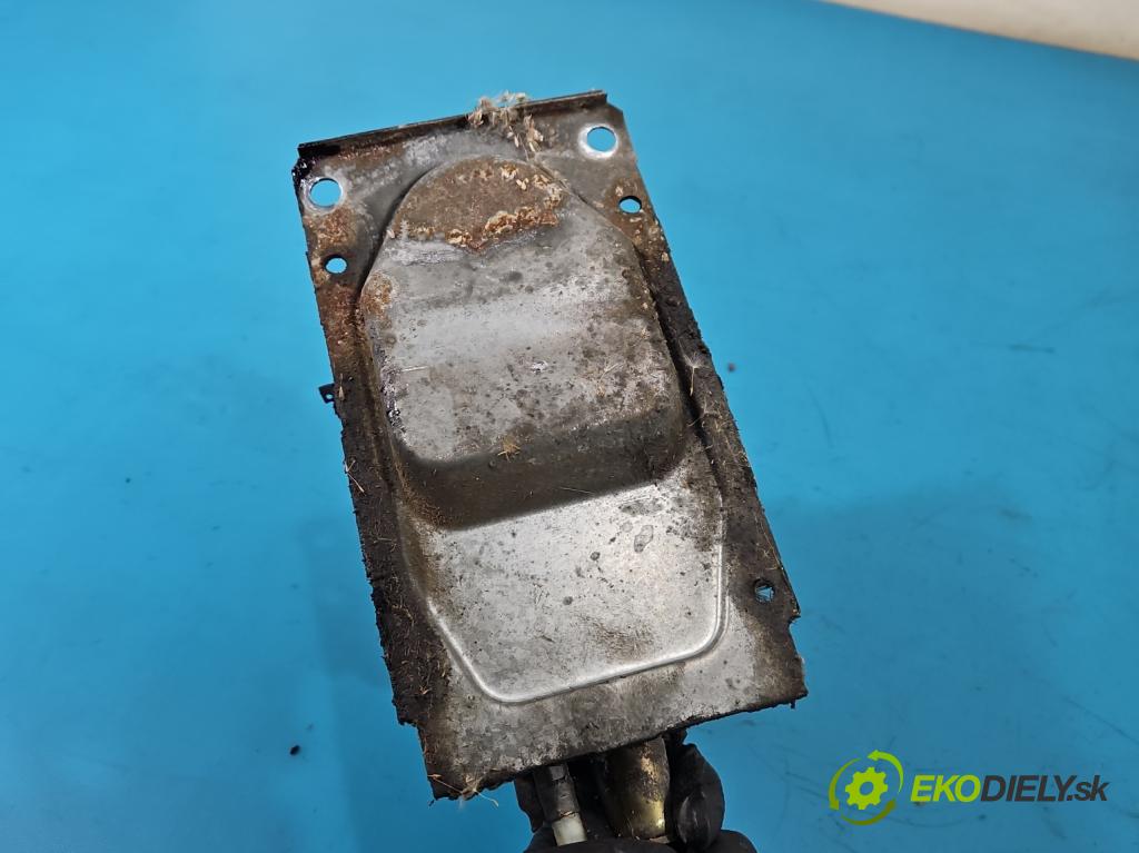 Vw Passat B4 1993-1997 1.9 tdi 90 HP manual 66 kW 1896 cm3 5- Páka: Změny: stupeň,rýchlosť 3A0711265 (Rýchlostná páka (kulisa))