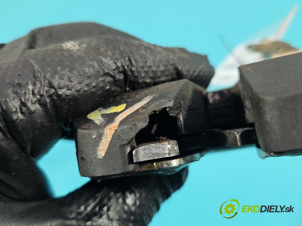 Vw Passat B4 1993-1997 1.9 tdi 90 HP manual 66 kW 1896 cm3 5- zámok kufrové dvere zadné 3A9827505