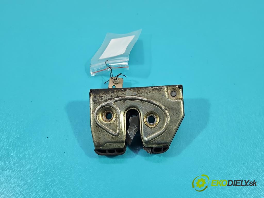 Vw Passat B4 1993-1997 1.9 tdi 90 HP manual 66 kW 1896 cm3 5- zámok kufrové dvere zadné 3A9827505