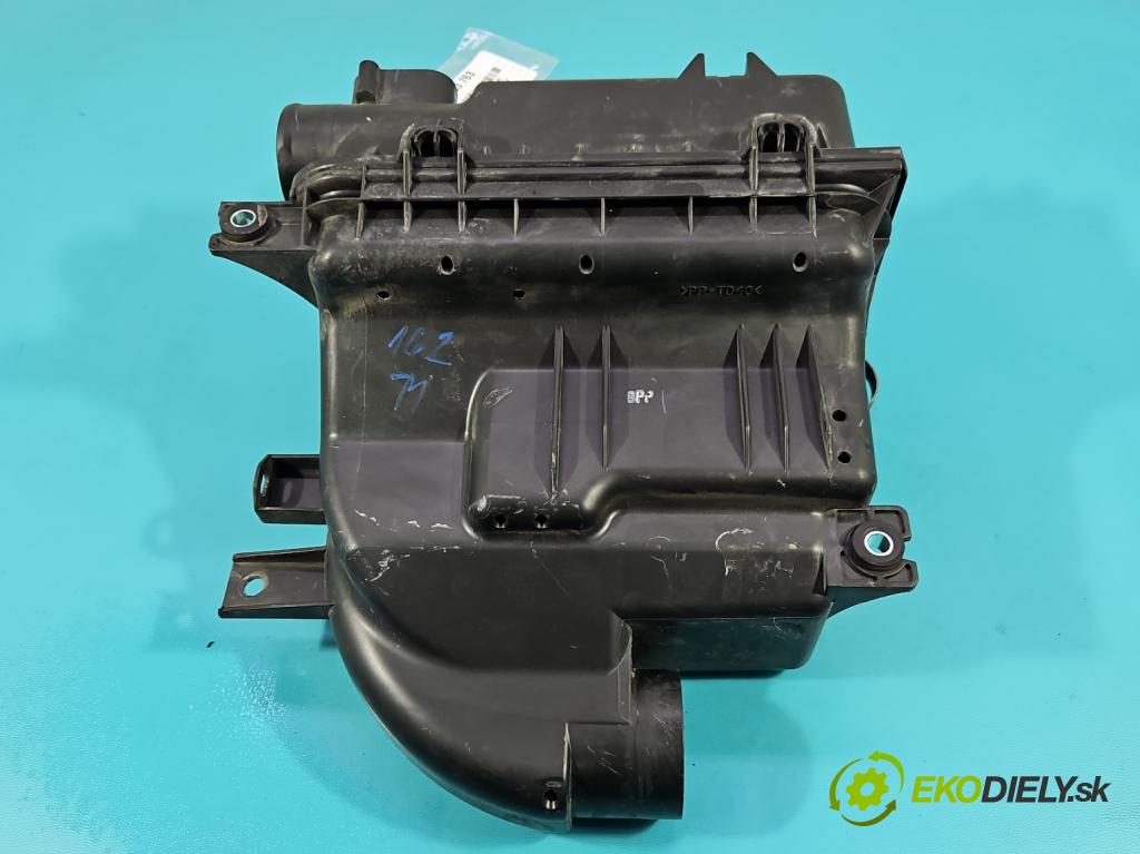 Suzuki Swift Mk7 2010-2017 1.2 16V 94 HP manual 69 kW 1242 cm3 5- obal filtra vzduchu 13700-69L00 (Obal vzduchového filtra)