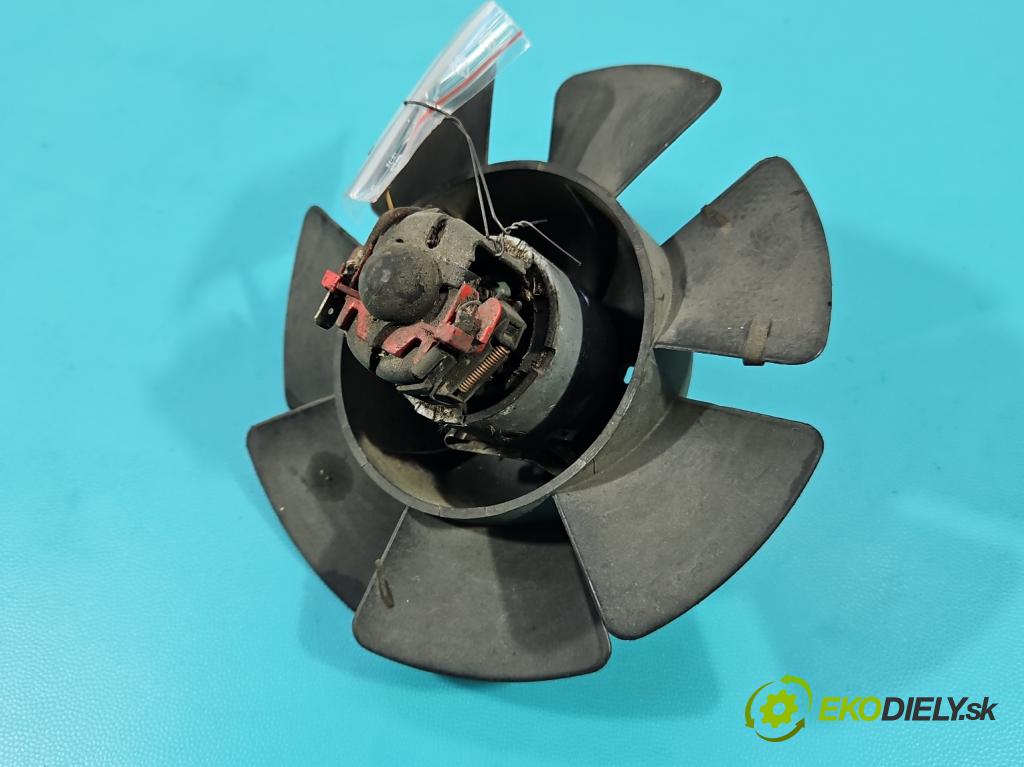 Mercedes KACZKA T1 W601 2.4d 88 HP manual 65 kW 2350 cm3 5- ventilátor vzduchu