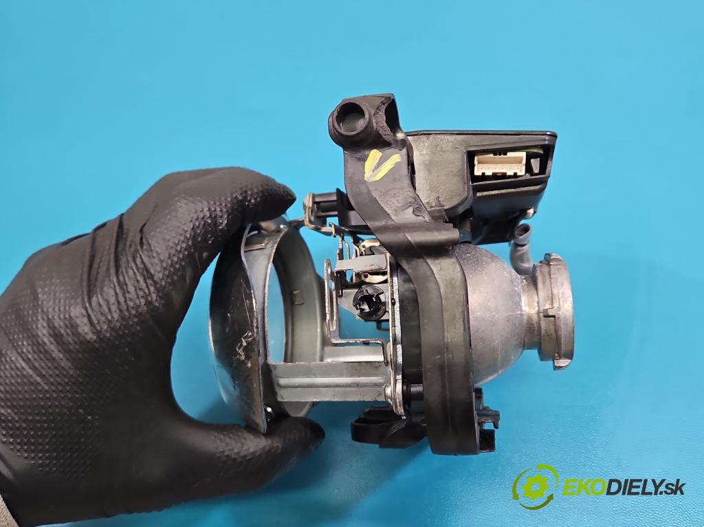 Opel Insignia A 2008-2017 2.0 cdti B20DTH: 170 HP manual 125 kW 1956 cm3 5- Šošovka reflektor: pravej časti 01B3022367