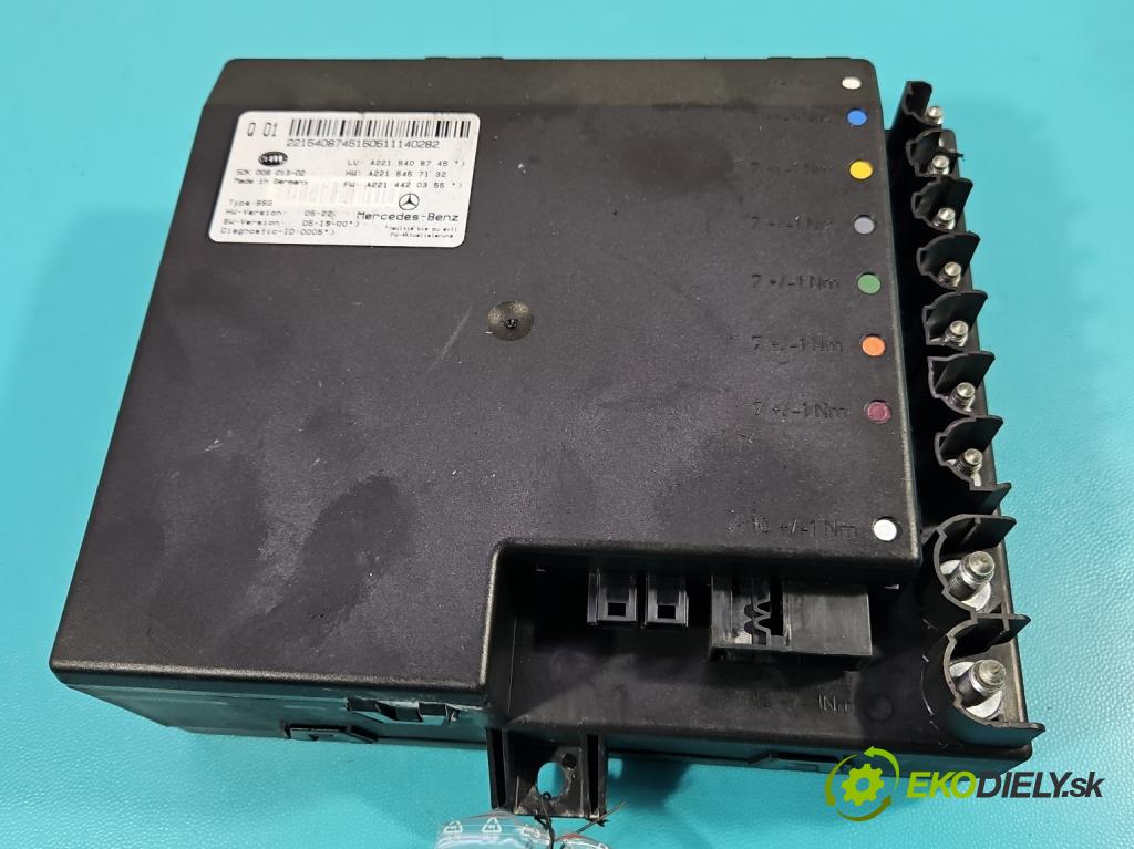 Mercedes S W221 2005-2013 3.5 V6 272 HP automatic 200 kW 3498 cm3 4- riadiaca jednotka ostatné A2215408745