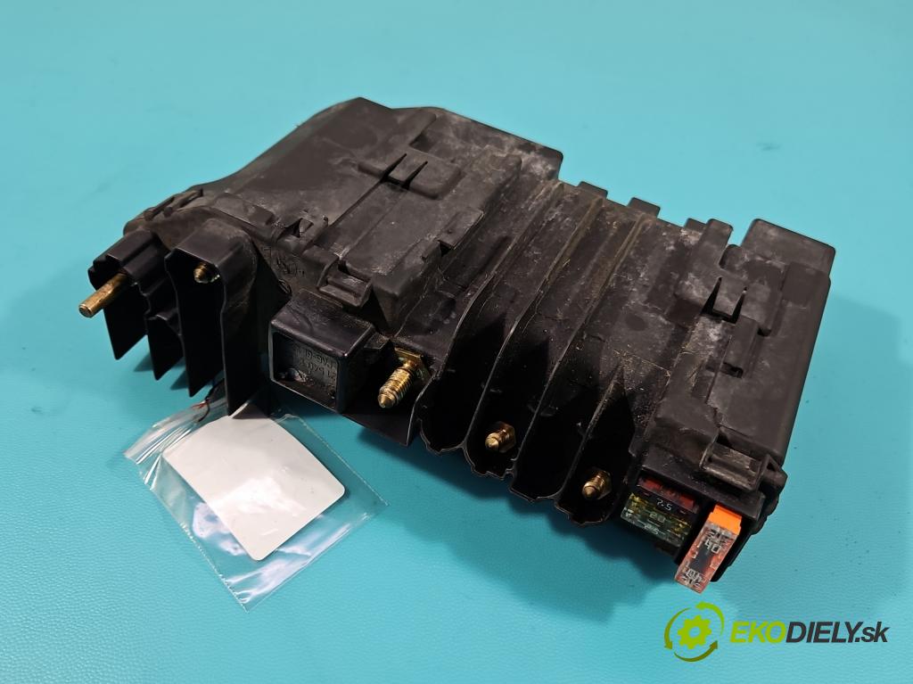 Mercedes S W221 2005-2013 3.5 V6 272 hp automatic 200 kW 3498 cm3 4- řídící jednotka 2215401250