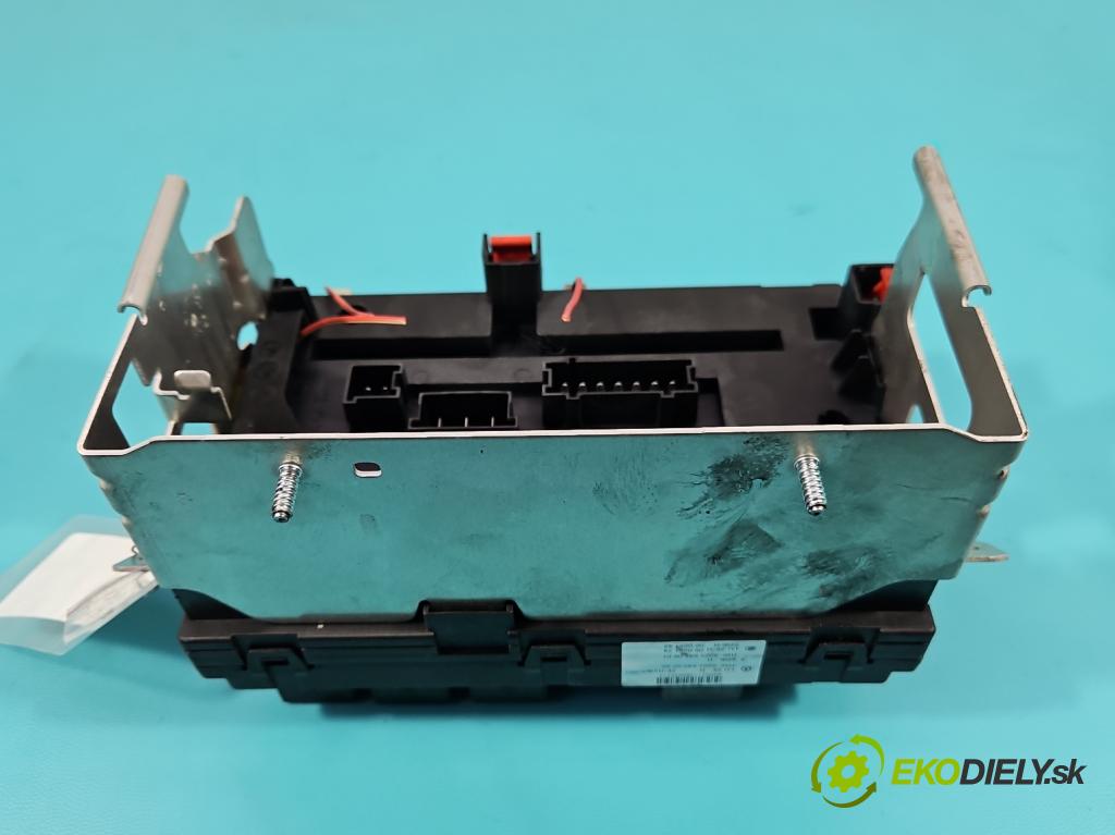 Mercedes S W221 2005-2013 3.5 V6 272 HP automatic 200 kW 3498 cm3 4- riadiaca jednotka ostatné A2215402050