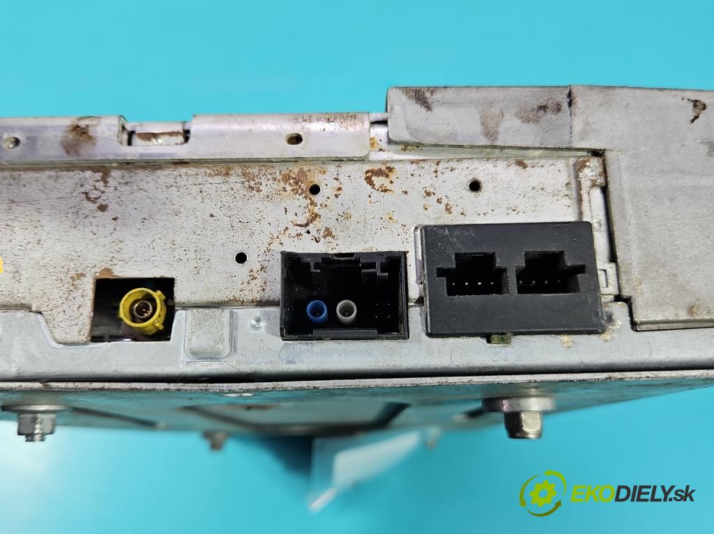 Mercedes S W221 2005-2013 3.5 V6 272 HP automatic 200 kW 3498 cm3 4- Zesilovač: A2218208789 (Zosilňovač)