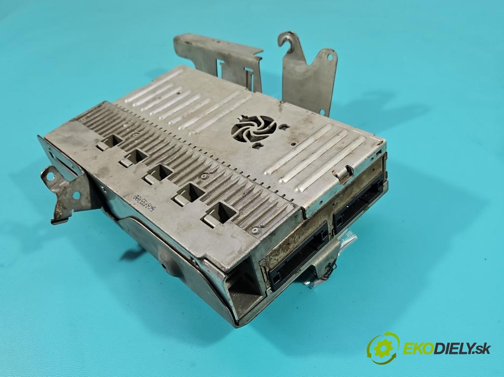 Mercedes S W221 2005-2013 3.5 V6 272 HP automatic 200 kW 3498 cm3 4- Zesilovač: A2218208789 (Zosilňovač)