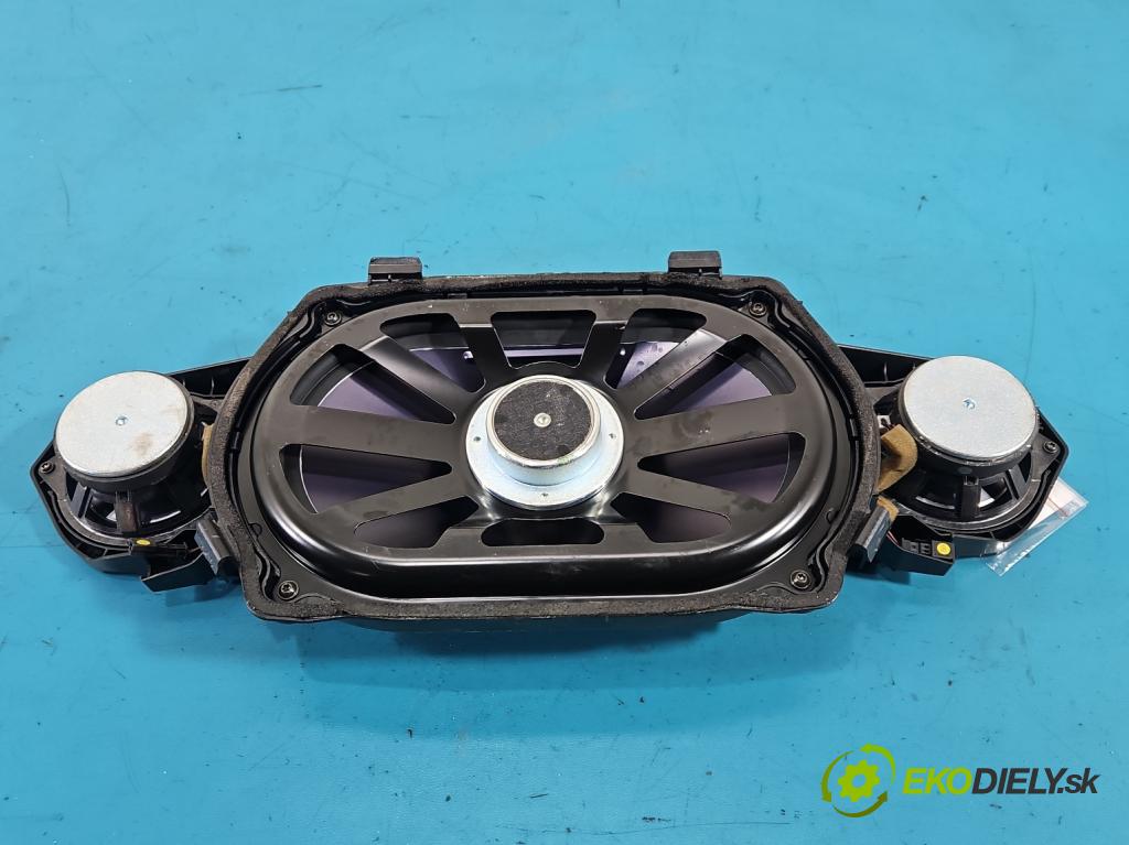 Mercedes S W221 2005-2013 3.5 V6 272 HP automatic 200 kW 3498 cm3 4- Subwoofer: A2218202602 (Audio zariadenie)