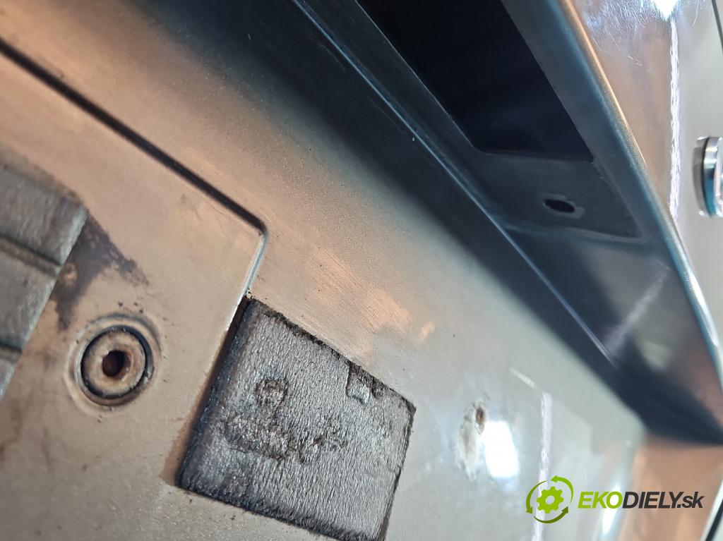 Volvo V70 III 2007-2016 2.0 16V 145 hp manual 107 kW 1999 cm3 5- zadní kufrové dveře  (Zadní kapota (kufr))