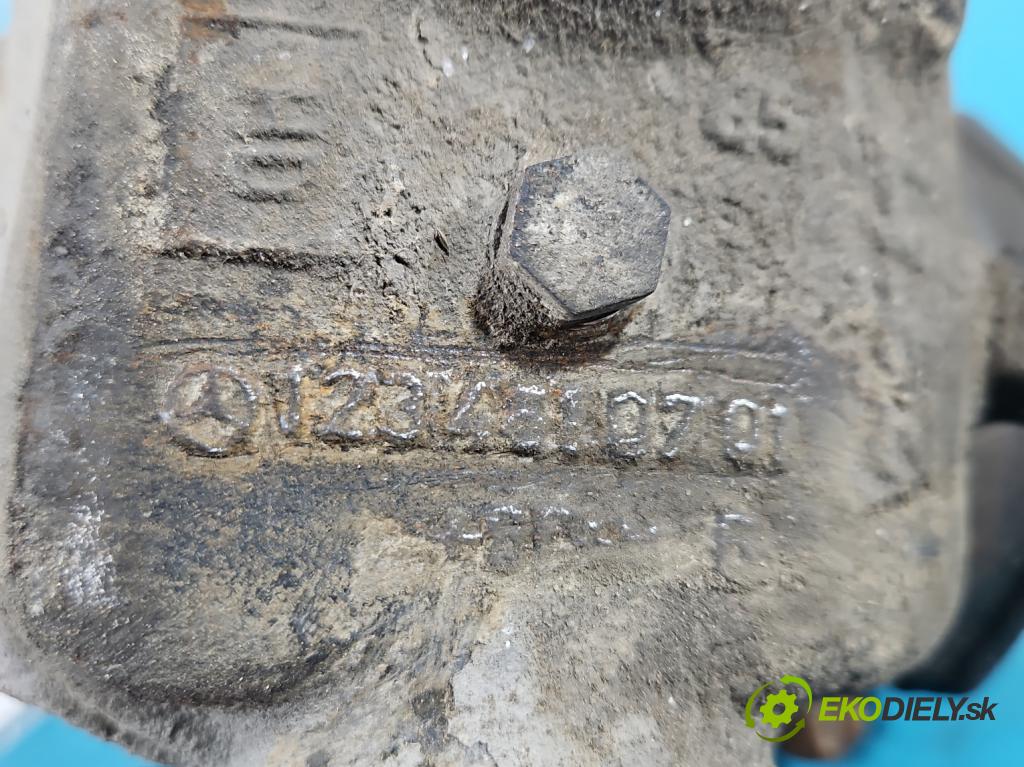 Mercedes KACZKA T1 W601 2.4d 88 HP manual 65 kW 2350 cm3 5- Ozubené kolo: volant