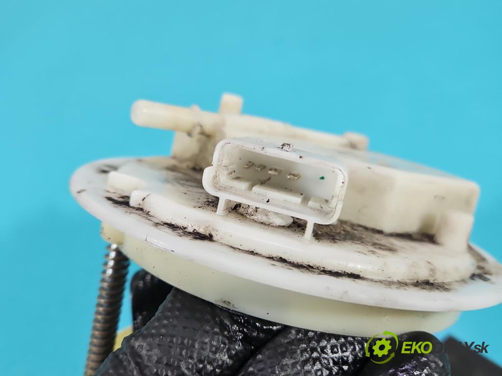 Fiat Stilo 1.2 16V 80 HP manual 59 kW 1242 cm3 3- čerpadlo palivo 0580313089