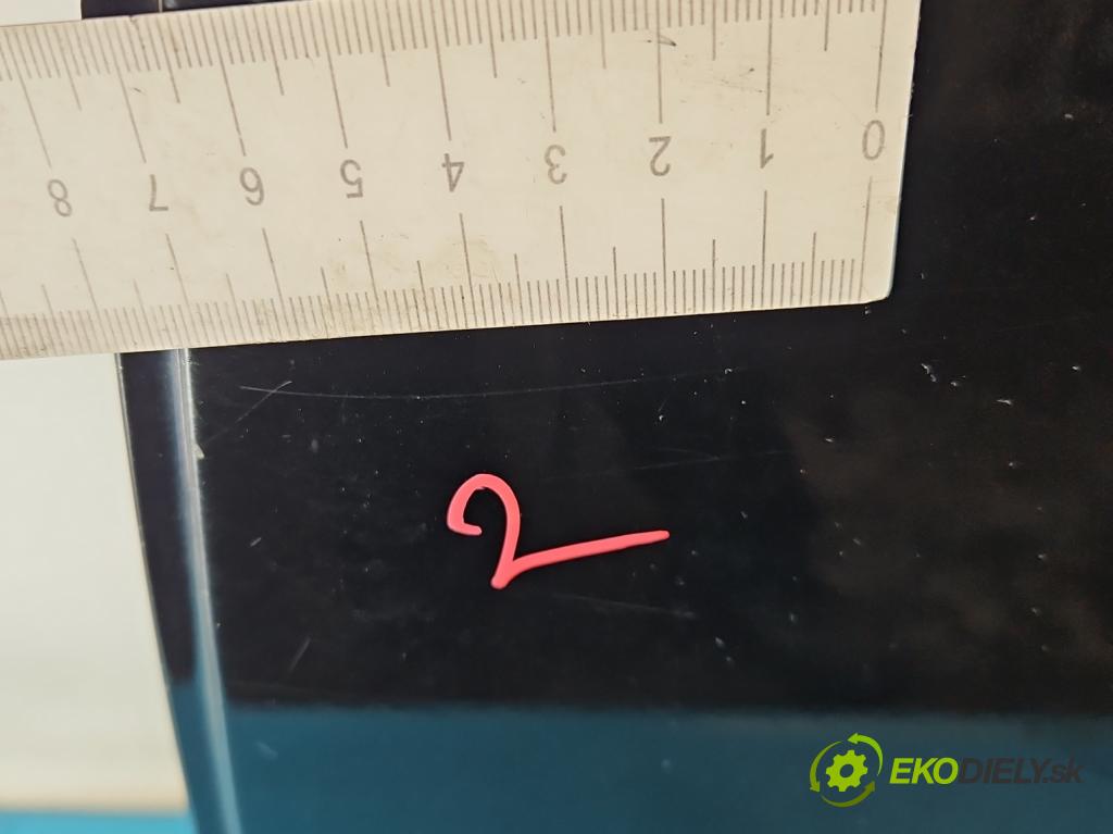 Mercedes ML W164 2005-2011 3.0 CDI V6 224 hp automatic 165 kW 2987 cm3 5- dveře zadní levé  (Klika dveří ostatní)