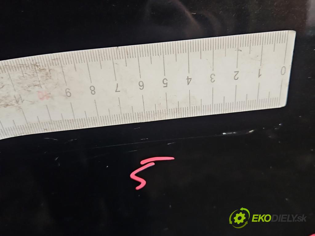 Mercedes ML W164 2005-2011 3.0 CDI V6 224 hp automatic 165 kW 2987 cm3 5- dveře zadní levé  (Klika dveří ostatní)