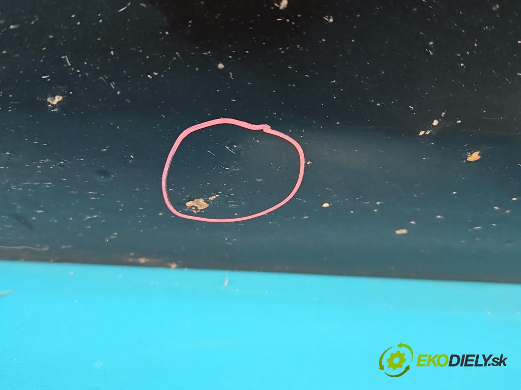 Mercedes ML W164 2005-2011 3.0 CDI V6 224hp automatic 165 kW 2987 cm3 5- dvere predné ľavé  (Kľučka dverí ostatné)