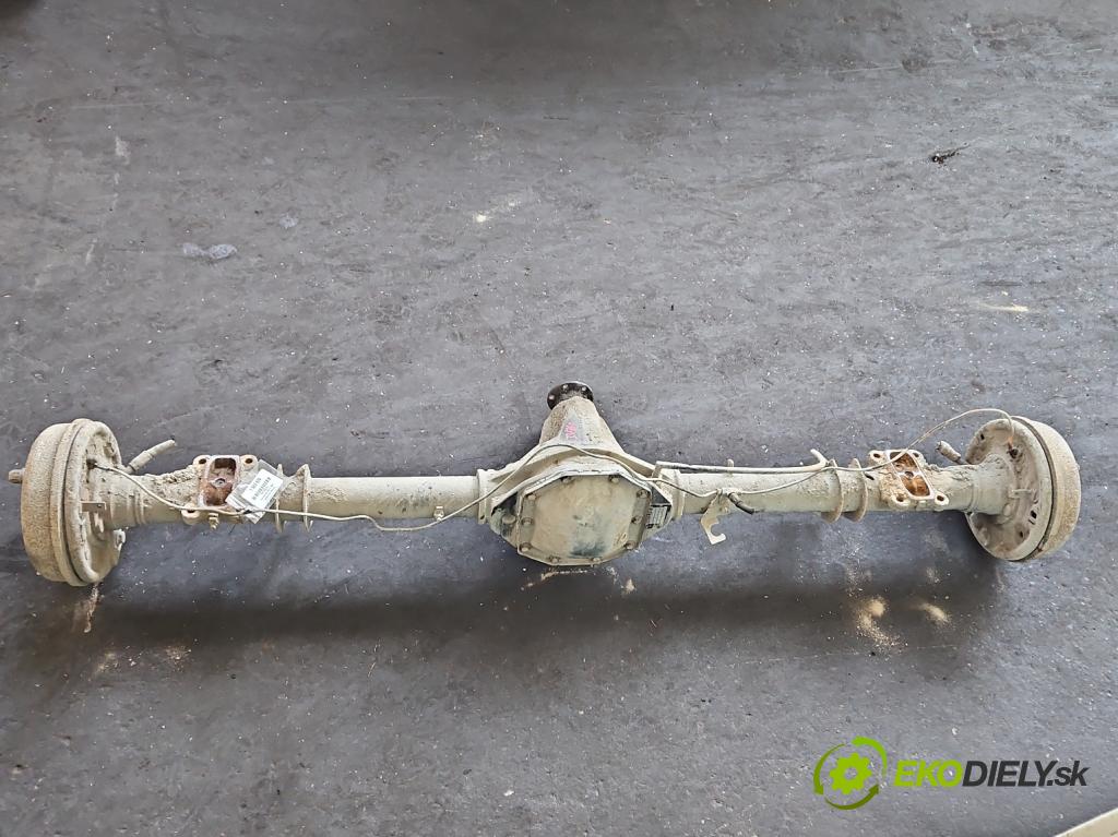 Mercedes KACZKA T1 W601 2.4d 88 HP manual 65 kW 2350 cm3 5- Most: zadní: