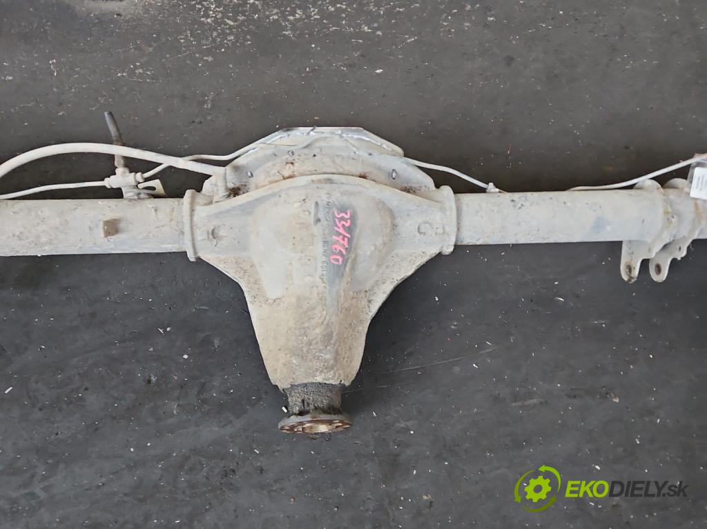 Mercedes KACZKA T1 W601 2.4d 88 HP manual 65 kW 2350 cm3 5- Most: zadní: