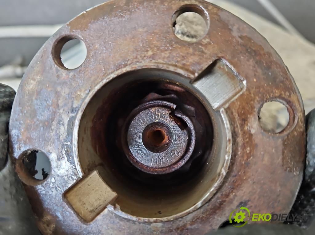 Mercedes KACZKA T1 W601 2.4d 88 HP manual 65 kW 2350 cm3 5- Most: zadní: