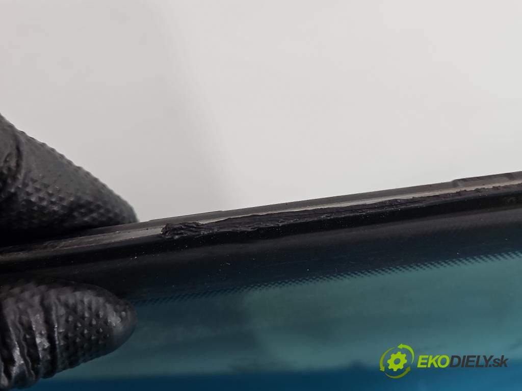 Skoda Superb IV 2023- 2.0 TDI 150 hp automatic 110 kW 1968 cm3 5- sklo zadní pravé