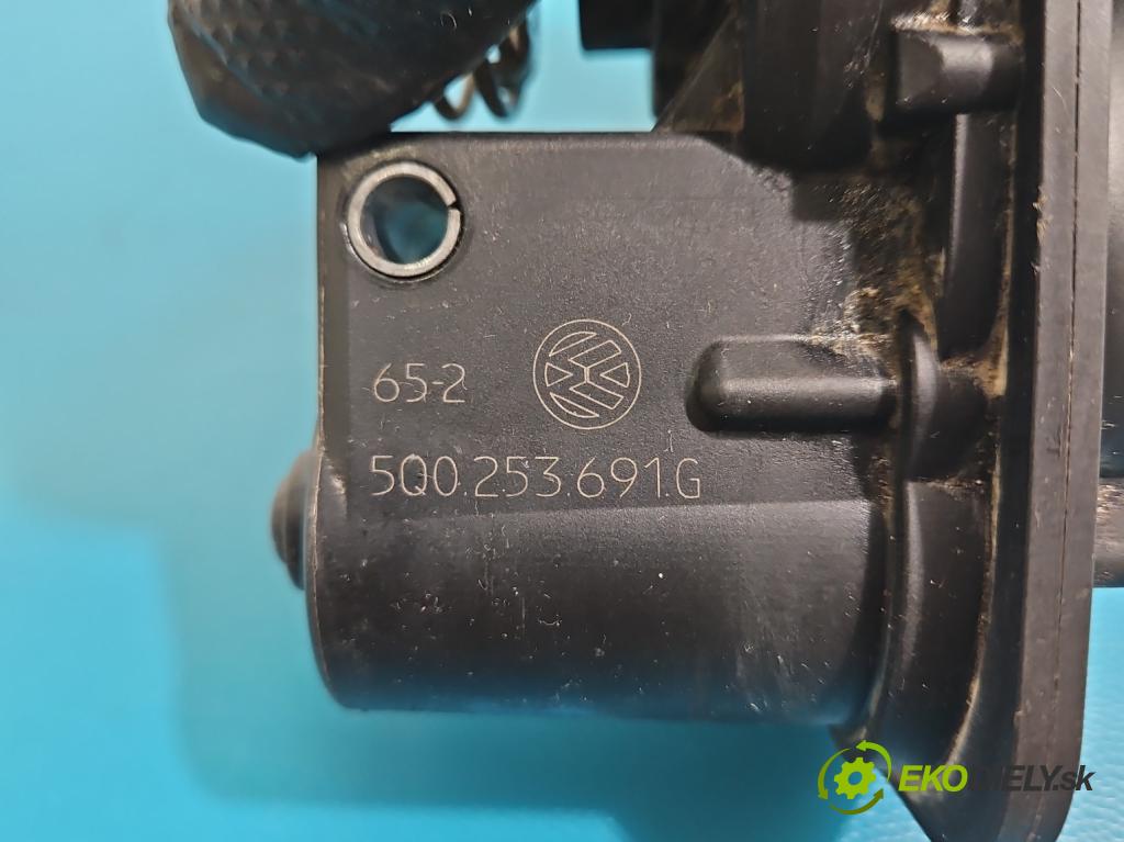 Skoda Superb IV 2023- 2.0 TDI 150 hp automatic 110 kW 1968 cm3 5- motorek 5Q0253691G