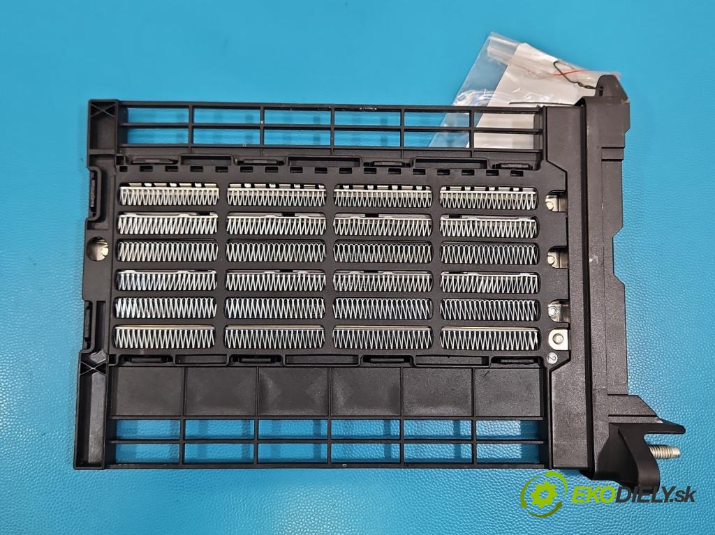 Skoda Superb IV 2023- 2.0 TDI 150 hp automatic 110 kW 1968 cm3 5- radiátor 5Q0963235E (Radiátor topení)