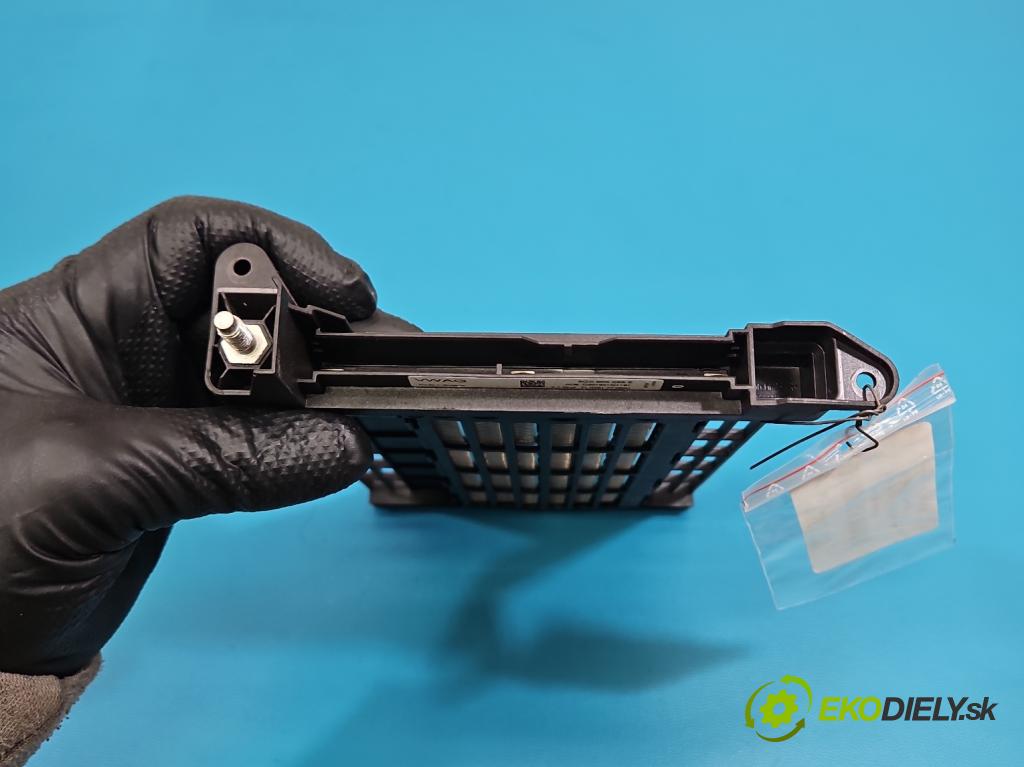 Skoda Superb IV 2023- 2.0 TDI 150 hp automatic 110 kW 1968 cm3 5- radiátor 5Q0963235E (Radiátor topení)