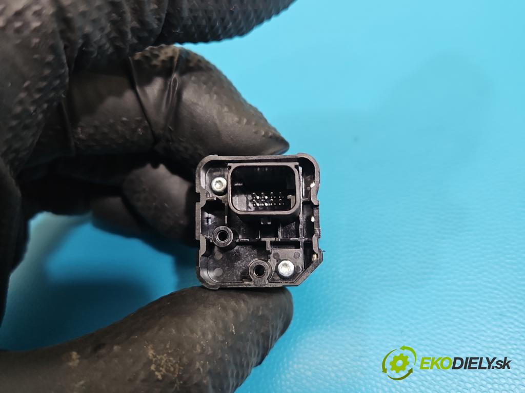 Skoda Superb IV 2023- 2.0 TDI 150 HP automatic 110 kW 1968 cm3 5- Kamera cúvania 5R3980568C