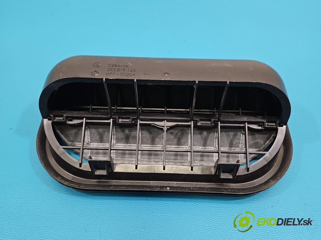 Skoda Superb IV 2023- 2.0 TDI 150 hp automatic 110 kW 1968 cm3 5- Vstup: vzduchu 5E3819164