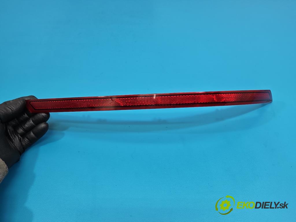 Skoda Superb IV 2023- 2.0 TDI 150 HP automatic 110 kW 1968 cm3 5- Odraz: 3P0945106