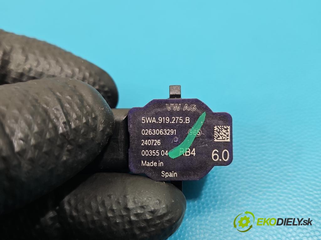 Skoda Superb IV 2023- 2.0 TDI 150 hp automatic 110 kW 1968 cm3 5- snímač parkování 5WA919275B