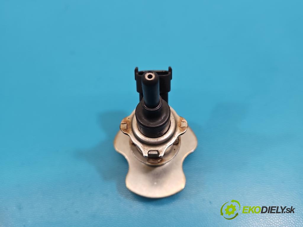 Skoda Superb IV 2023- 2.0 TDI 150 HP automatic 110 kW 1968 cm3 5- vstrek 0444021118 (Vstrekovač paliva)