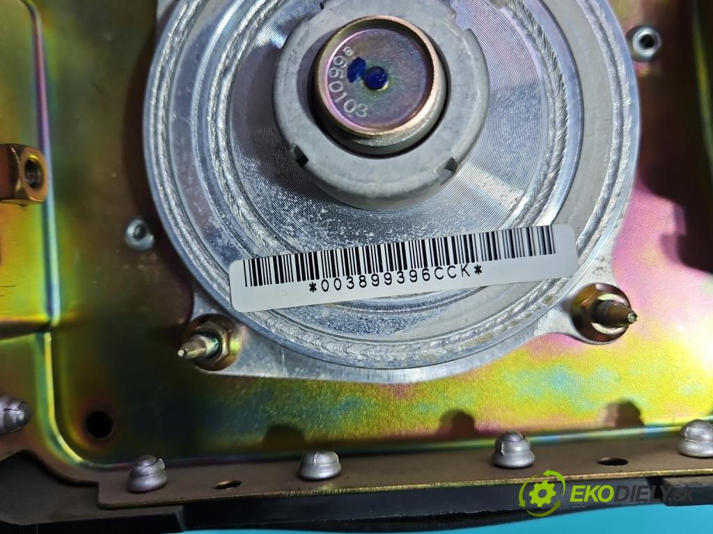 Toyota Rav4 I 1994-2000 2.0 16V 129 hp manual 95 kW 1998 cm3 3- Polštář: vzduch: Řidič:  (Airbag)