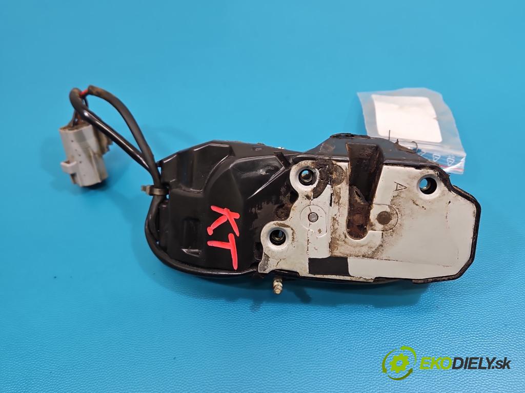 Toyota Rav4 I 1994-2000 2.0 16V 129 HP manual 95 kW 1998 cm3 3- zámok kufrové dvere zadné