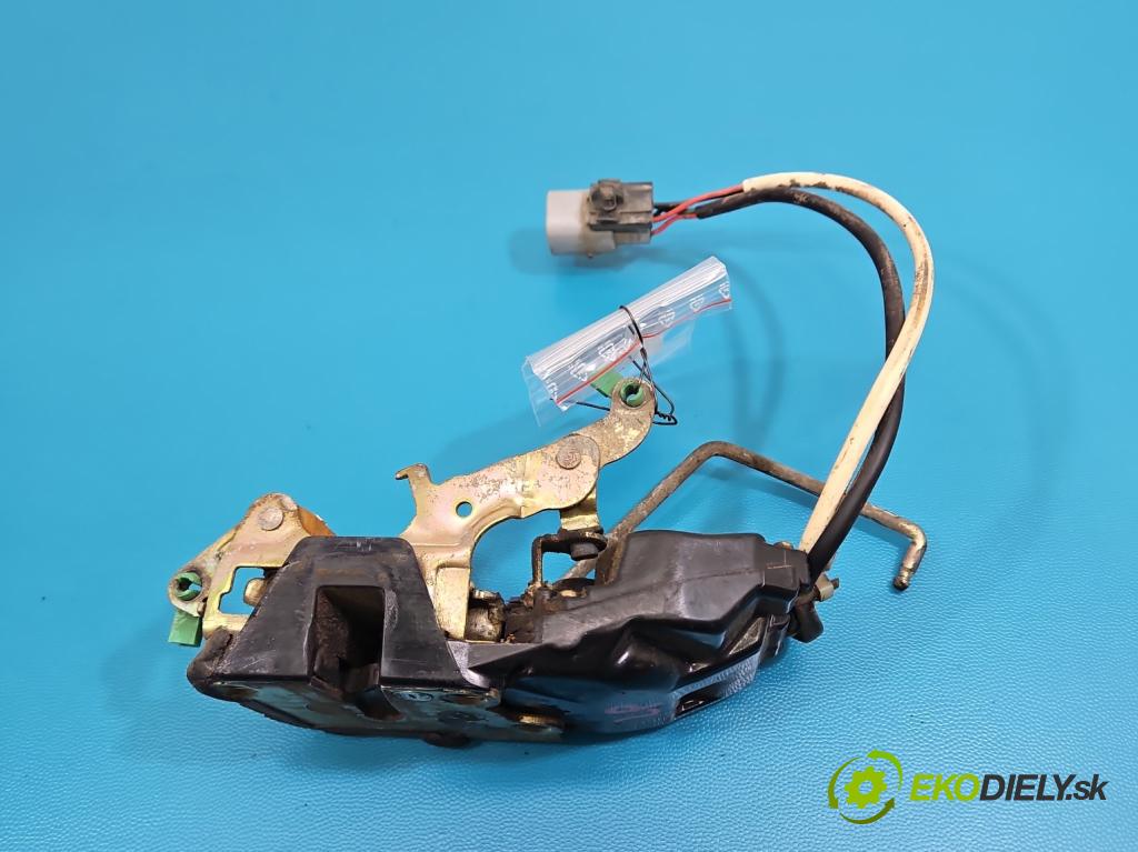 Toyota Rav4 I 1994-2000 2.0 16V 129 hp manual 95 kW 1998 cm3 3- zámek přední levý