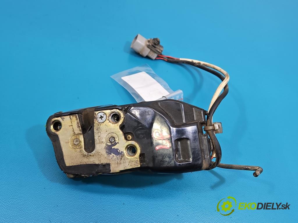 Toyota Rav4 I 1994-2000 2.0 16V 129 hp manual 95 kW 1998 cm3 3- zámek přední levý