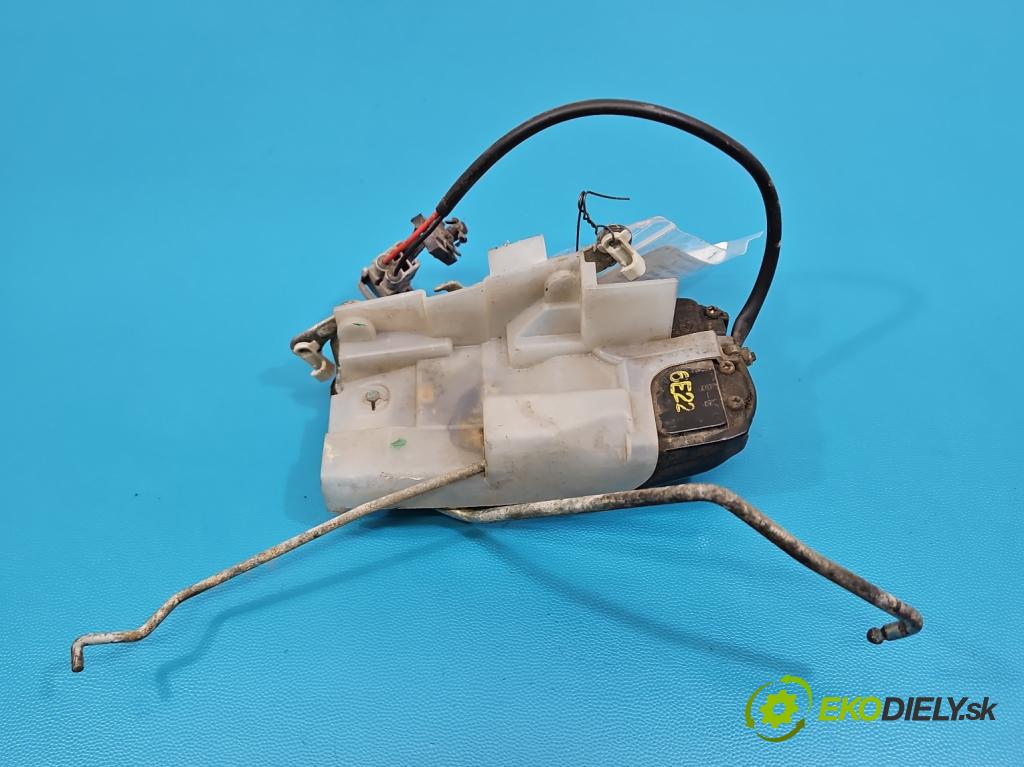 Toyota Rav4 I 1994-2000 2.0 16V 129 HP manual 95 kW 1998 cm3 3- zámok predné pravý