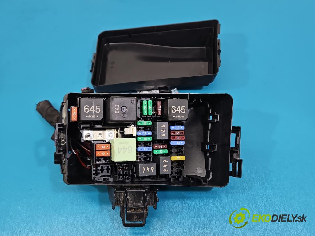 Skoda Superb IV 2023- 2.0 TDI 150 hp automatic 110 kW 1968 cm3 5- skříňka pojistková 5WA907361A (Pojistková skříňka)