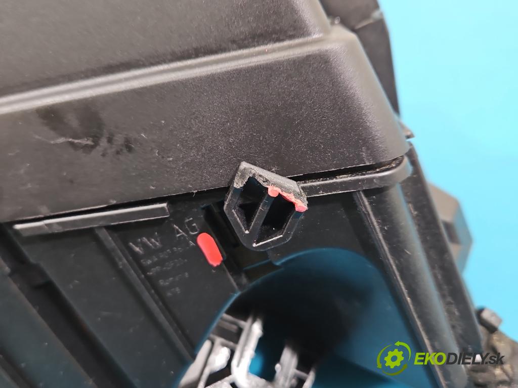 Skoda Superb IV 2023- 2.0 TDI 150 hp automatic 110 kW 1968 cm3 5- skříňka pojistková 5WA907361A (Pojistková skříňka)