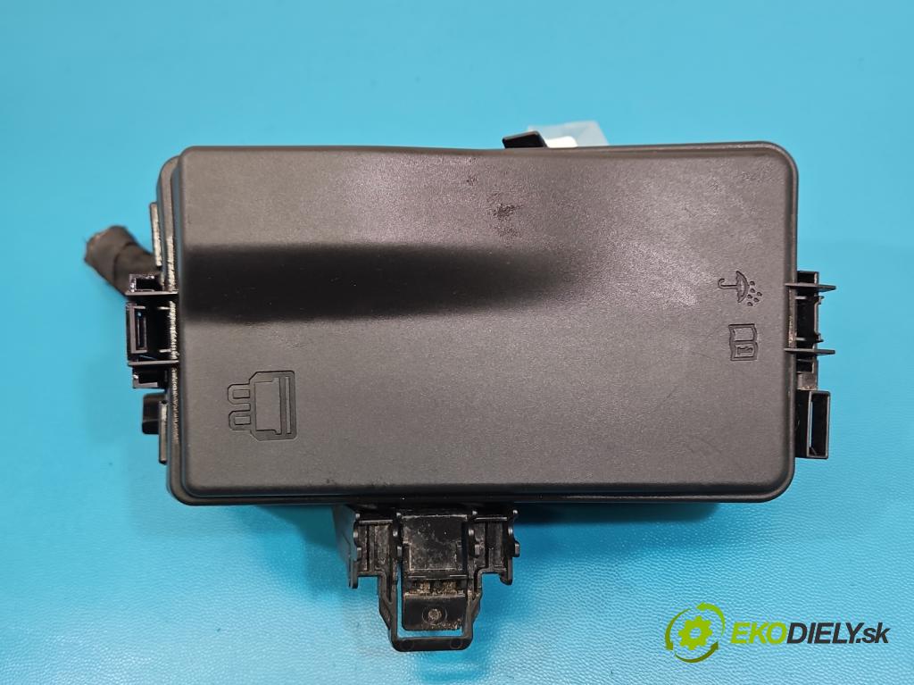 Skoda Superb IV 2023- 2.0 TDI 150 hp automatic 110 kW 1968 cm3 5- skříňka pojistková 5WA907361A (Pojistková skříňka)