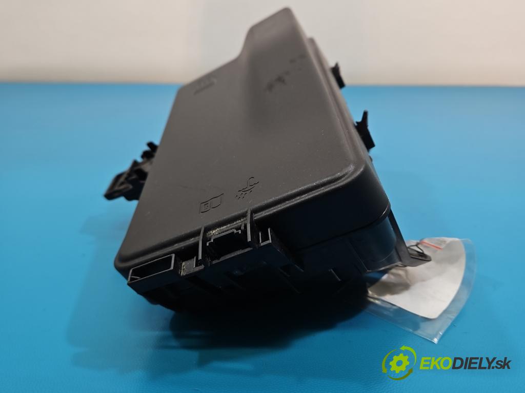 Skoda Superb IV 2023- 2.0 TDI 150 hp automatic 110 kW 1968 cm3 5- skříňka pojistková 5WA907361A (Pojistková skříňka)