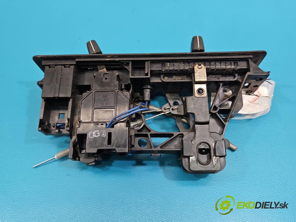 Toyota Rav4 I 1994-2000 2.0 16V 129 HP manual 95 kW 1998 cm3 3- panel kúrenia 455944-2020